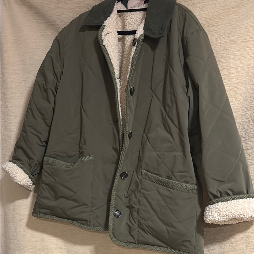 NWOT Arnelle Teddy Reversable Barn Jacket Sherpa Lining